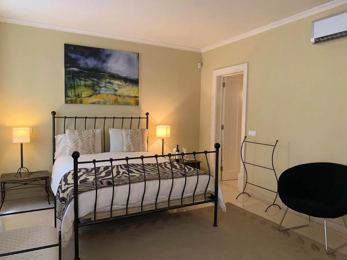 Residence Lagos 3*,