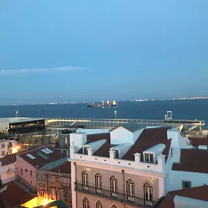 https://alfama-guest-house.hotels-lisbon-portugal.com