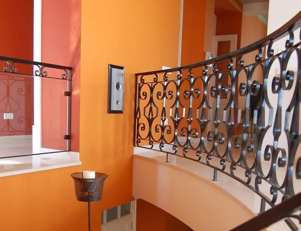 Bed & Breakfast Residence Lagos