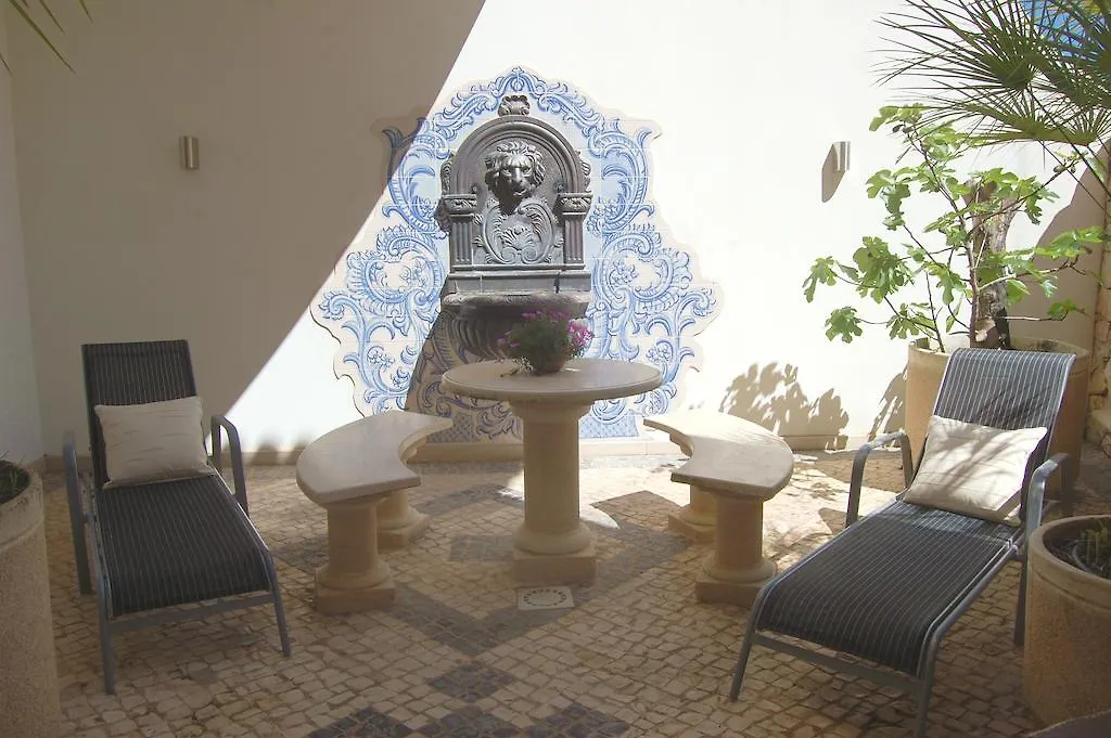 Residence Lagos Bed & Breakfast