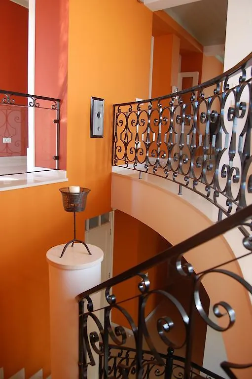 Residence Lagos Bed & Breakfast